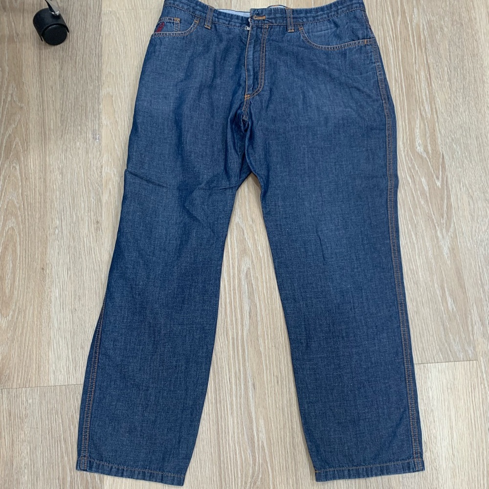 Brioni jeans size 50.